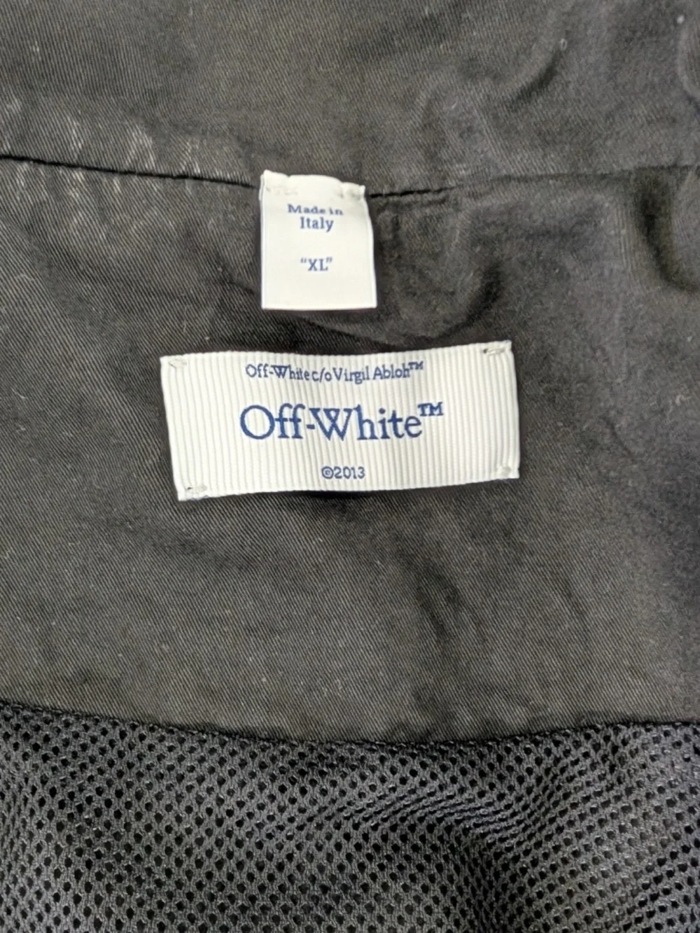 OFF-WHITE Offline Garment Dyed Gradient Track Jacket Size XL Black Mesh Lining